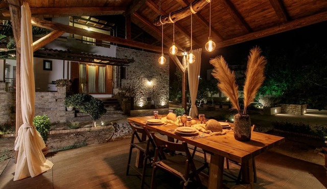 Naxos Chora Villa 'Vaporias' with amazing garden