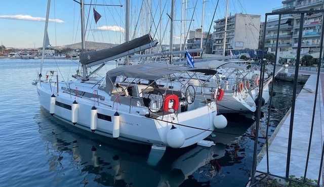 Sun-Kissed Sailing Adventure in the Sporades Islands from Volos, Thessaly