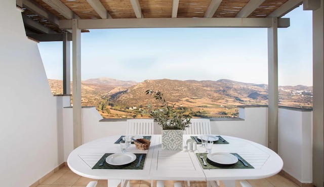 Halcyon Suites and Villas Naxos