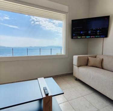 Solar powered house with sea view six nine eight seven zero56781