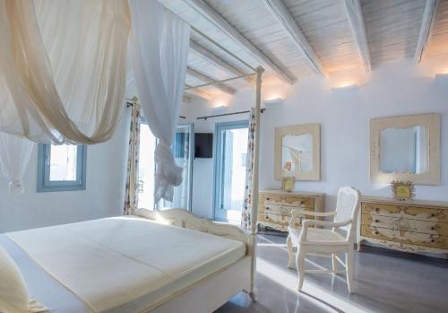 Luxury Paros Villas De Luxe Villa 4 Bedrooms Sea View & Sea Access